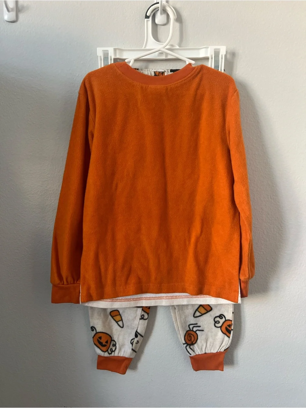 Disney Orange and Cream Halloween Kids Pajama Set